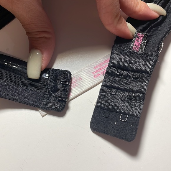 BUNDLE - PUSH-UP BRA VICTORIA’S SECRET NUDE&BLACK SET - Picture 6 of 6